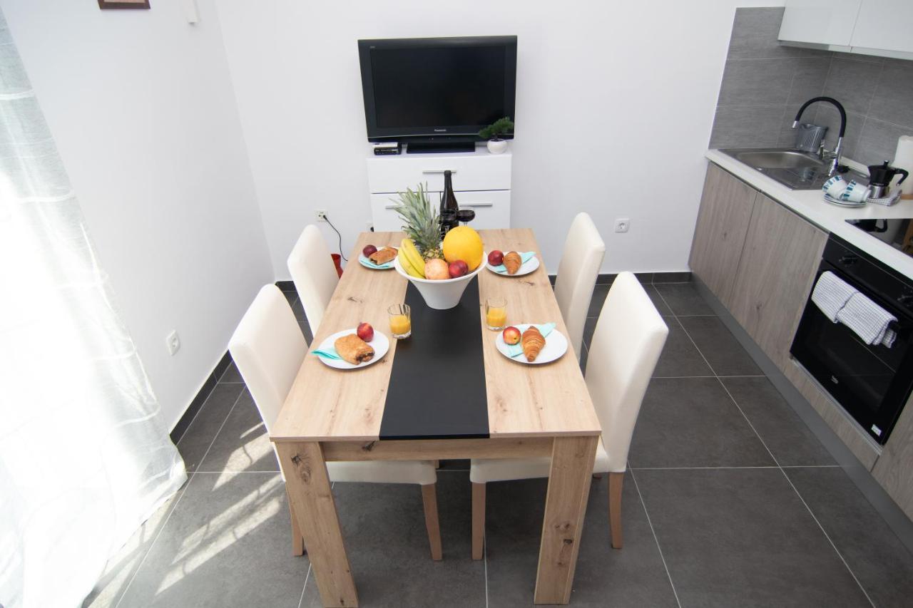 Valkane Beach Studio Apartment Pula Eksteriør billede